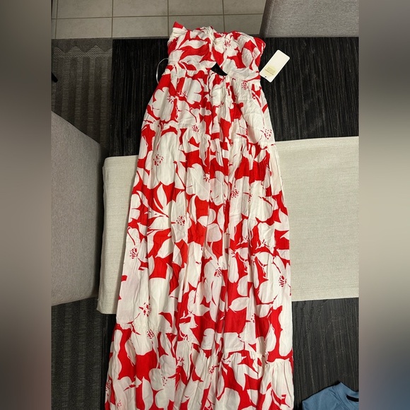 American Threads Lilo Strapless Maxi Dress in Red Floral, Size Medium - Picture 3 of 12